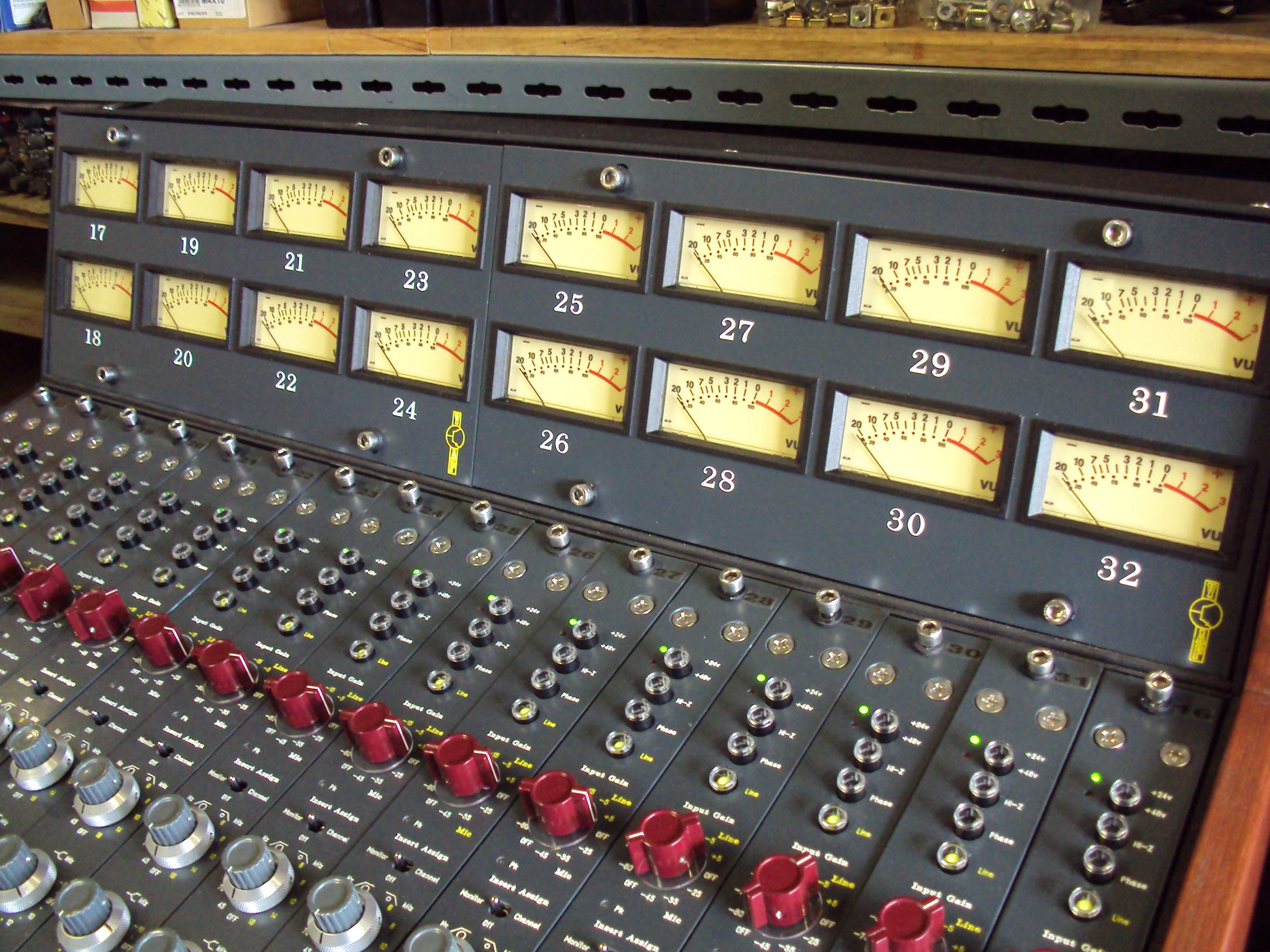 Neve discount 1084 console